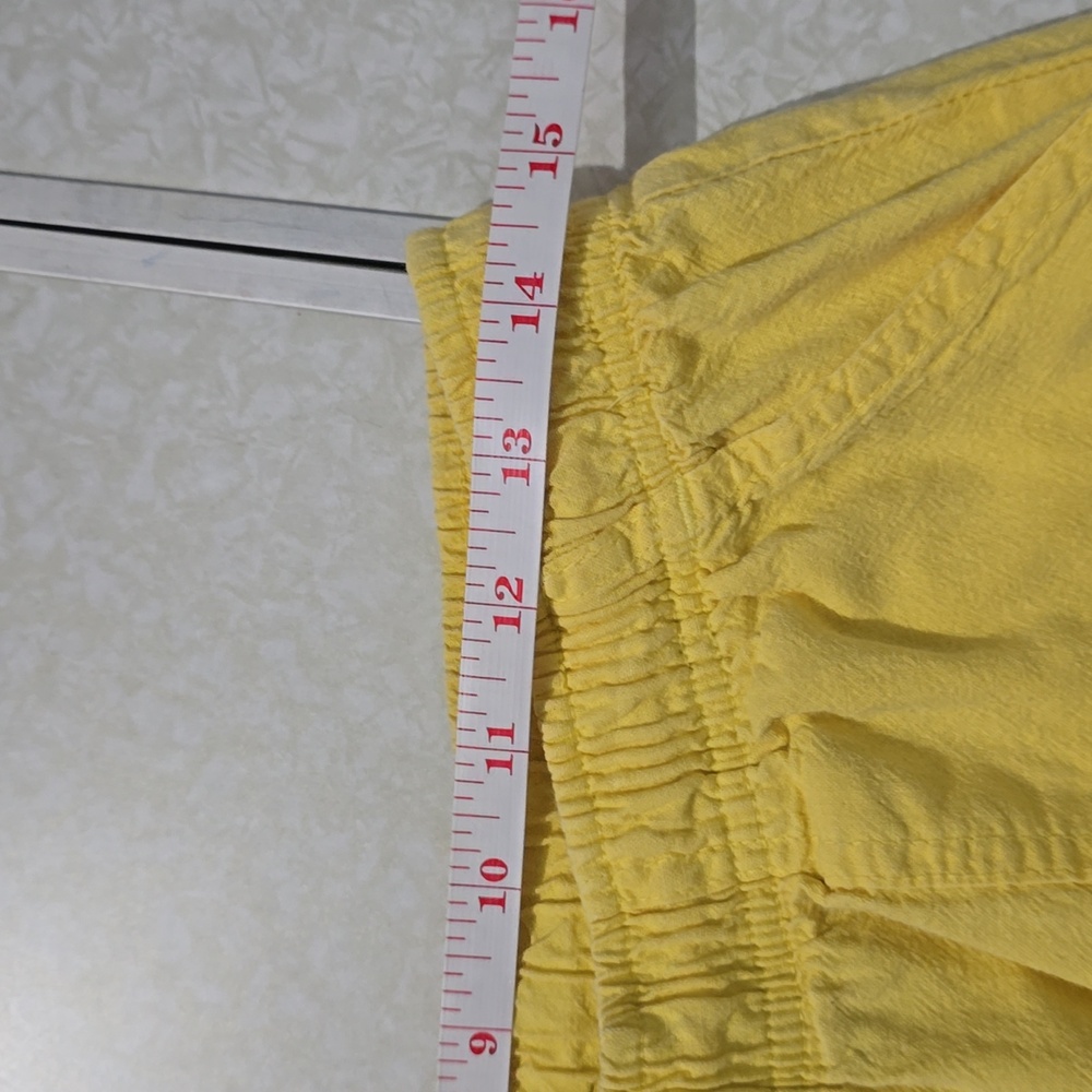 Basic Editions Yellow Shorts Size‎ Small - Picture 7 of 9